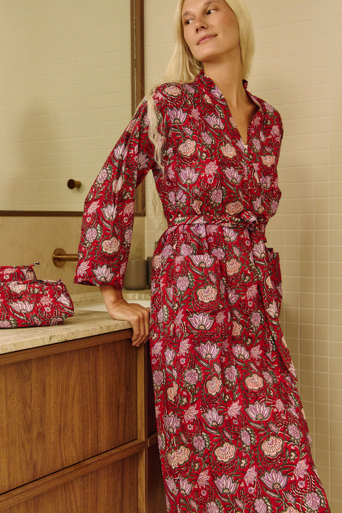 Crimson Bloom Cotton Robe – Naudic