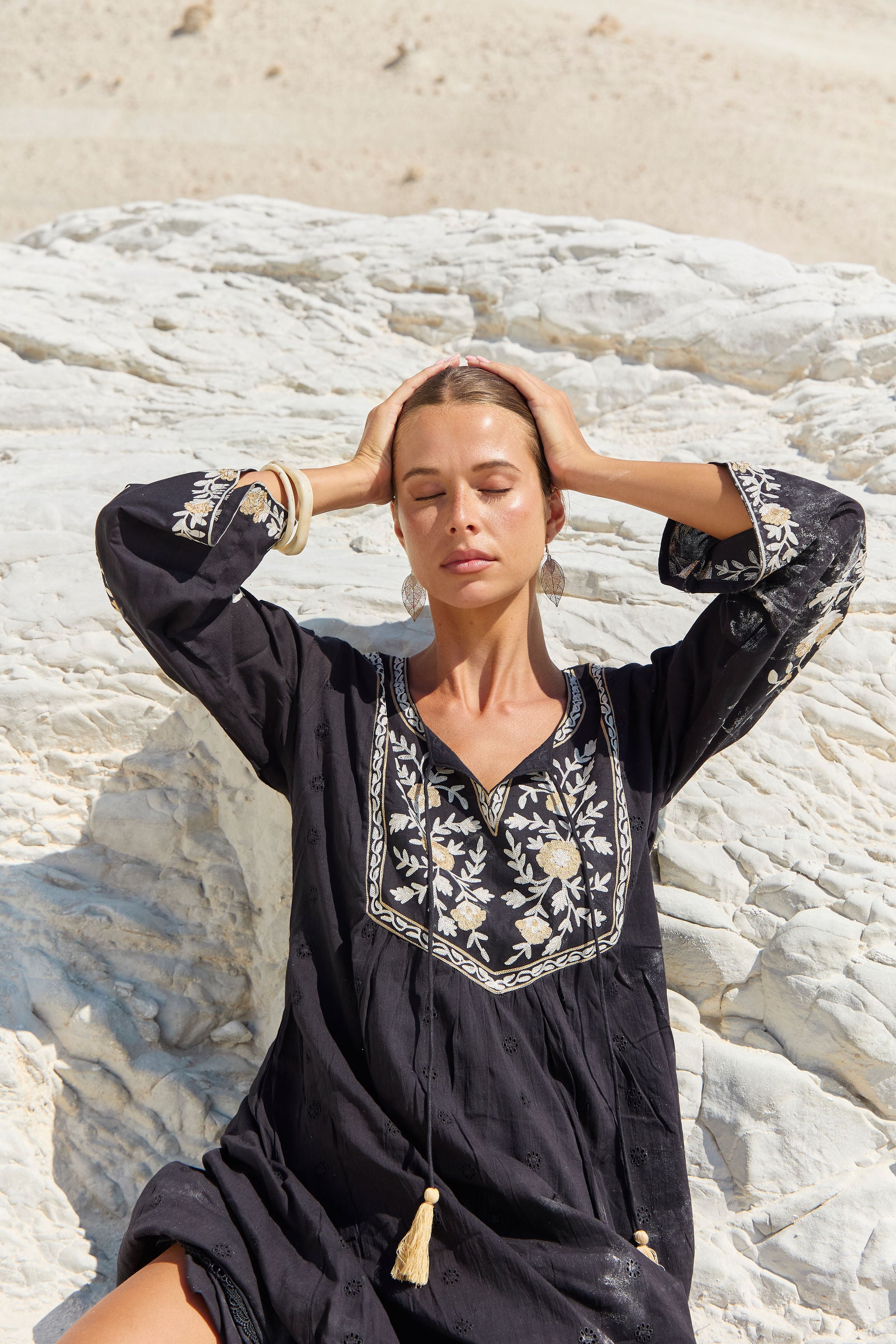 Daisy Dress Leela Embroidery Black – Naudic